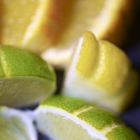 A magas dózisban bevitt C-vitamin kiírtja a végbél rákos sejtjeit?