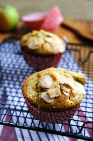 Gluténmentes, melaszos kukoricadara muffin