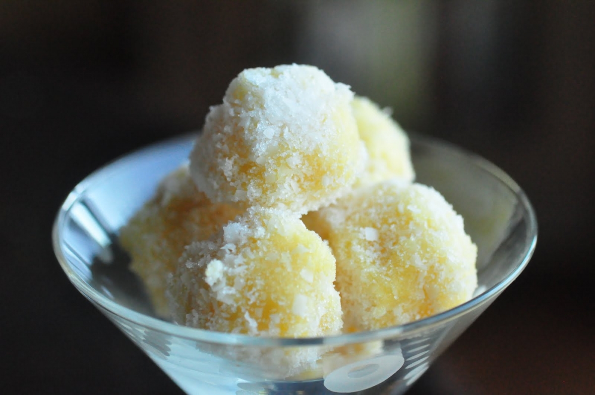 Paneer morzsa és ananász trüffel